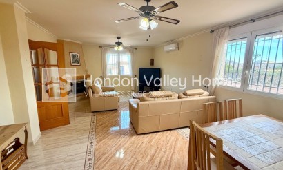 Resale - Villa - HONDON DE LAS NIEVES