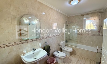 Resale - Villa - HONDON DE LAS NIEVES