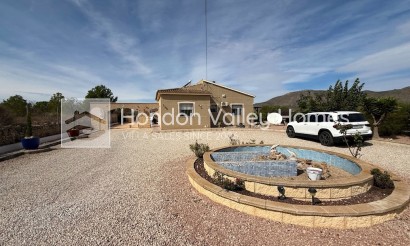 Resale - Villa - HONDON DE LOS FRAILES