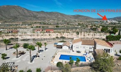 Resale - Villa - HONDON DE LOS FRAILES