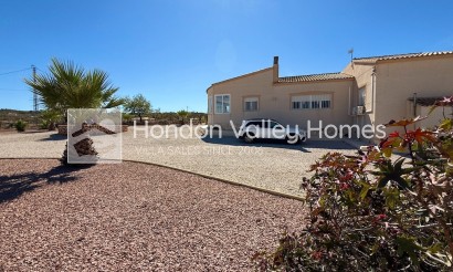 Resale - Villa - HONDON DE LOS FRAILES