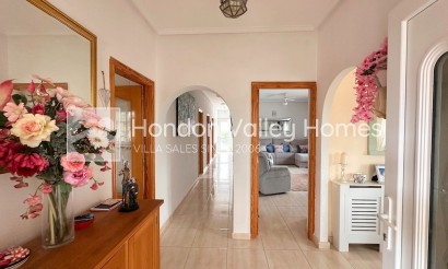 Resale - Villa - HONDON DE LOS FRAILES