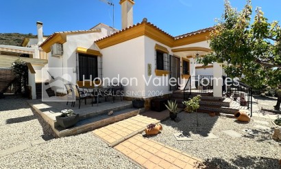 Resale - Villa - HONDON DE LAS NIEVES - La Montanosa