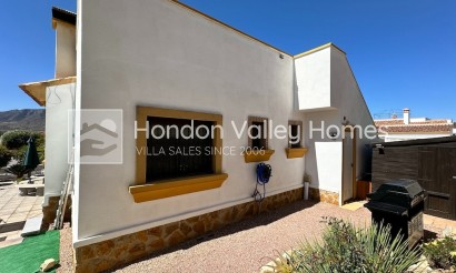 Resale - Villa - HONDON DE LAS NIEVES - La Montanosa