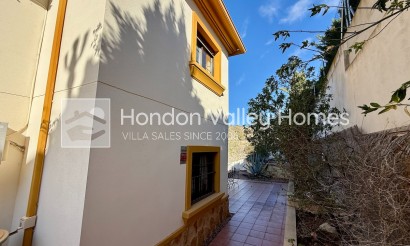 Resale - Villa - HONDON DE LAS NIEVES - La Montanosa