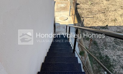 Resale - Villa - HONDON DE LAS NIEVES