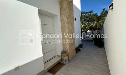 Revente - Detached Villa - Montesinos - La Herada