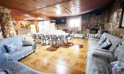 Resale - Villa - La Romana