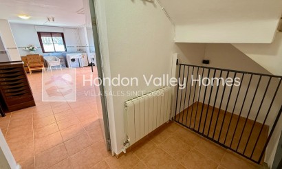 Resale - Villa - Hondón de las Nieves - La Montañosa