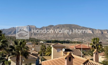 Resale - Villa - Hondón de las Nieves - La Montañosa