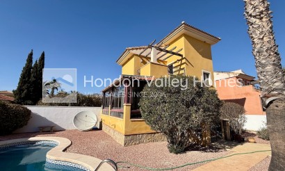 Resale - Villa - Hondón de las Nieves - La Montañosa