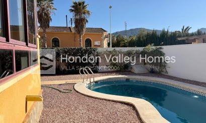 Resale - Villa - Hondón de las Nieves - La Montañosa