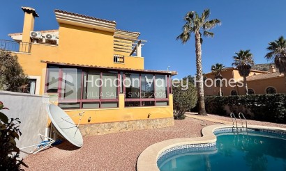 Resale - Villa - Hondón de las Nieves - La Montañosa