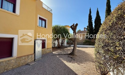 Resale - Villa - Hondón de las Nieves - La Montañosa