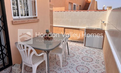 Resale - Town house - Torrevieja