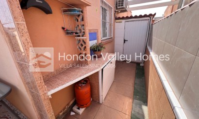 Resale - Town house - Torrevieja