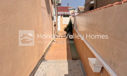 Resale - Town house - Torrevieja