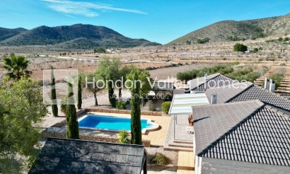 Reventa - Villa - Hondón de las Nieves - La Canalosa