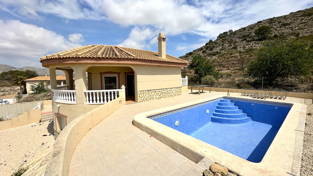 4 bedroom Villa in Hondon de las Nieves in Medvilla Spanje